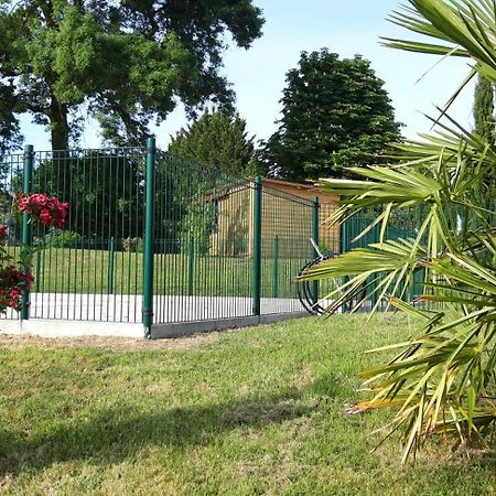 Villa Domaine des Cadets de Gascogne à Pauilhac Extérieur photo